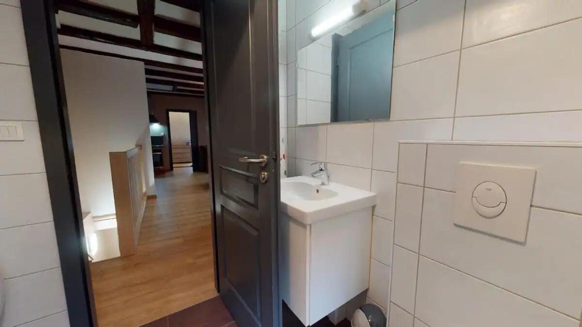 Maison 1708 - Rue Du Canard - City Center Colmar Bagian luar foto